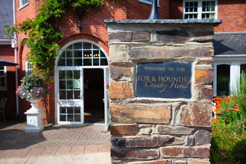 Fox & Hounds Country Hotel Chulmleigh Kültér fotó